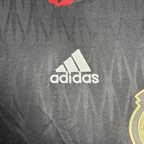 2010 Retro Mexico Away Soccer Jersey AAA fan-grade — view 5
