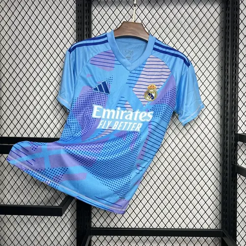 2024/2025 Real Madrid Goalkeeper Jersey AAA fan-grade — view 3