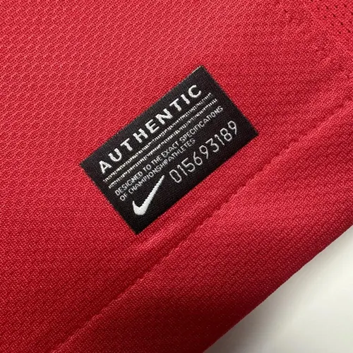 2010 Retro Portugal Home Football Shirt AAA fan-grade — view 8