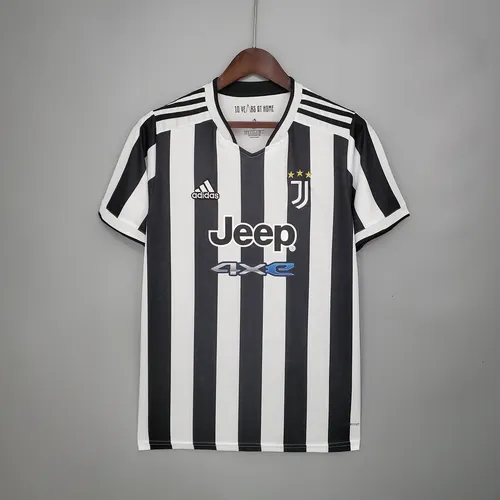 Juventus 2021/2022 Soccer Jersey AAA fan-grade Home — view 1