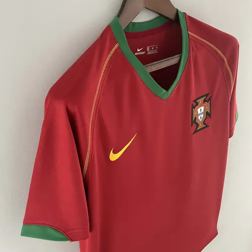 2006 Retro Portugal Home Football Shirt 1:1 Thai Quality — view 5