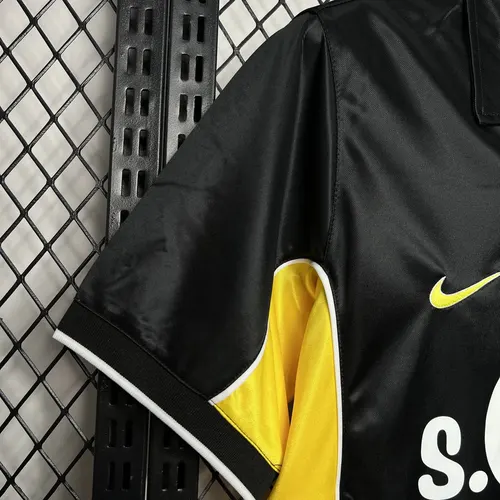 1998/2000 Retro Dortmund Home Football Shirt — view 5