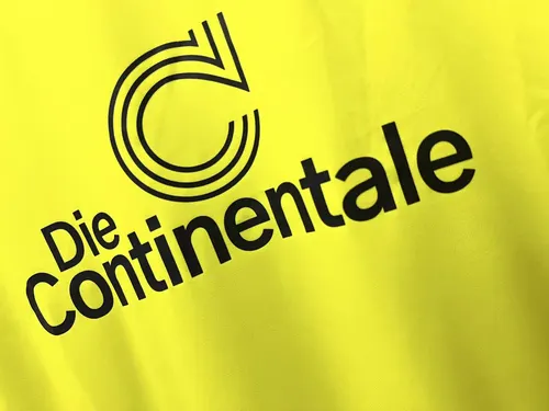 1995/1996 Retro Dortmund Home Football Shirt — view 4