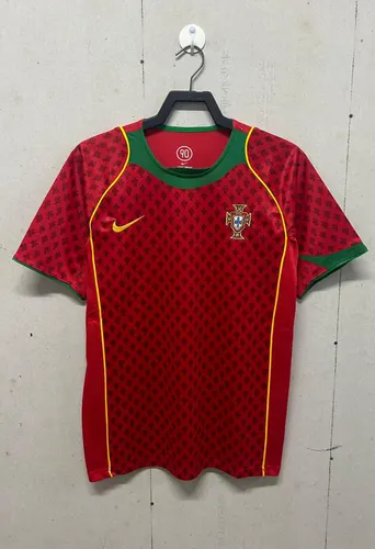 2004 Retro Portugal Home Football Shirt AAA fan-grade