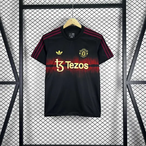 2025/2026 マンチェスター・ユナイテッド プレマッチトレーニング サッカージャージ タイ品質