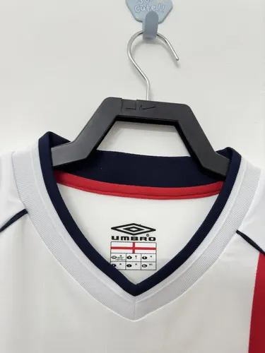 2002 Retro England Heim Fußballtrikot AAA fan-gradät — view 3
