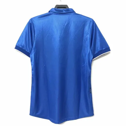 1998 Retro Italy Home Soccer Shirt AAA fan-grade — view 2