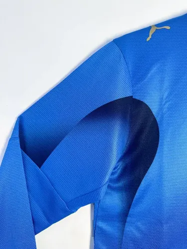 2006 Retro Italy Long sleeves Home Soccer Shirt AAA fan-grade — view 4