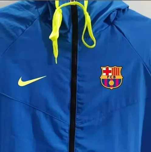 2025/2026 Barcelona Windbreaker Jersey AAA fan-grade 04 — view 3