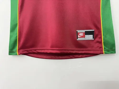 1998 Retro Portugal Home Football Shirt AAA fan-grade — view 10