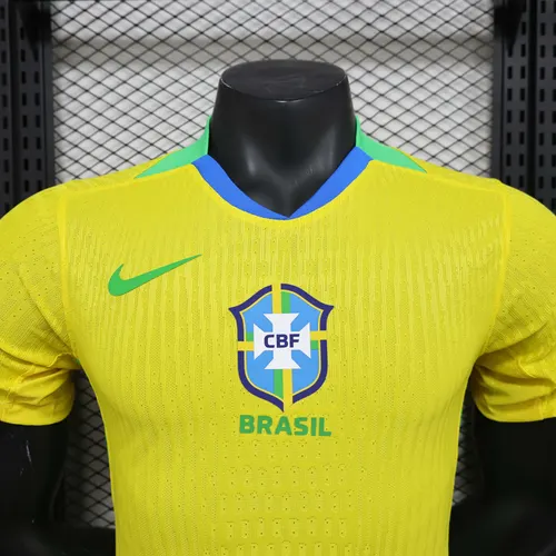 Version joueur Brésil domicile maillot de football 2025 — view 6
