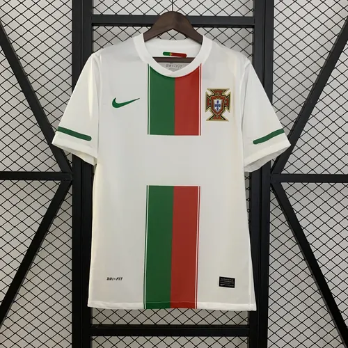2010 Retro Portugal Away Football Shirt AAA fan-grade — view 1