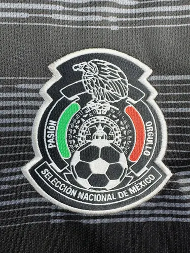 2019 Retro Mexico Home Soccer Jersey AAA fan-grade — view 5