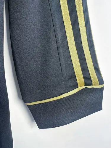 2011/2012 Retro Long Sleeve Real Madrid Away Jersey AAA fan-grade — view 7