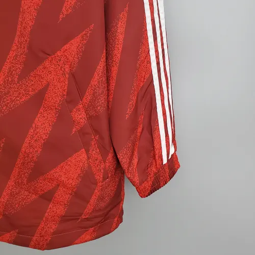 2021/2022 Manchester United Jersey Windbreaker Red — view 9