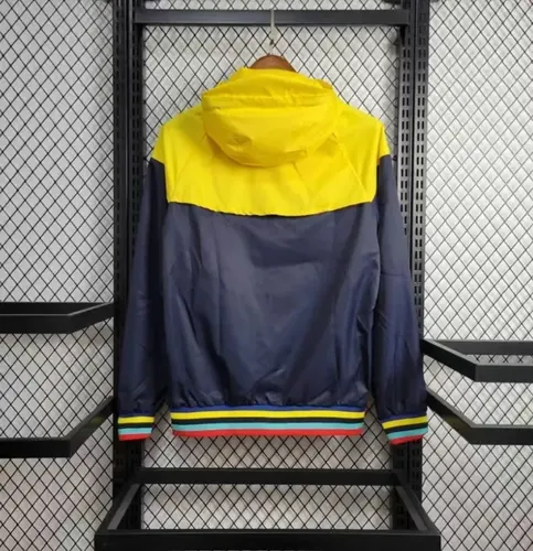 2025/2026 Barcelona Windbreaker Jersey AAA fan-grade 09 — view 2