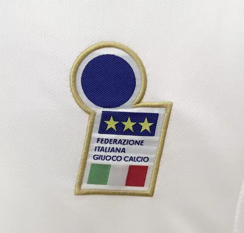 1996 Retro Italy Away Soccer Shirt AAA fan-grade — view 7