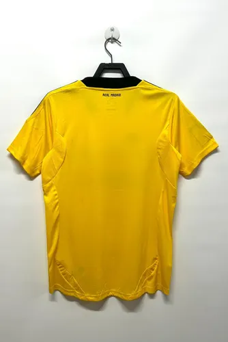 2011/2012 Retro Real Madrid Goalkeeper Football Jersey AAA fan-grade — view 2