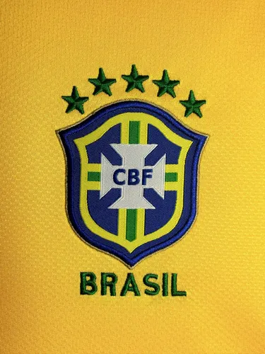 2010 Retro Brazil Home Soccer Jersey AAA fan-grade — view 6