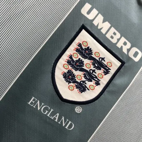 1996 Retro England Away Soccer Jersey AAA fan-grade — view 5