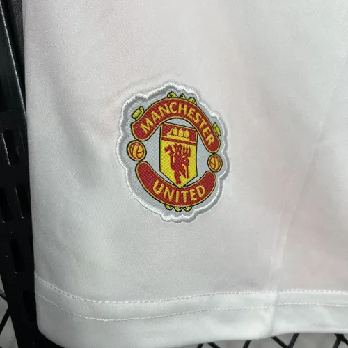 2024/2025 Manchester United Local Pantalón Corto — view 3