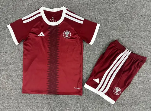 Camisa de Futebol Casa Seleção Qatar 2026 Qualidade Tailandesa Tamanho Infantil