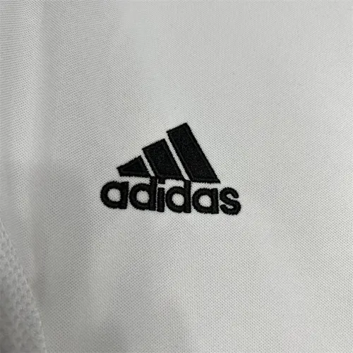 2002 Retro Germany Home Soccer Jersey AAA fan-grade — view 7