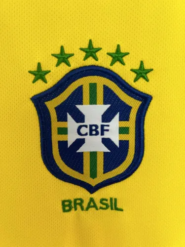 2004 Retro Brazil Home Soccer Jersey AAA fan-grade — view 6