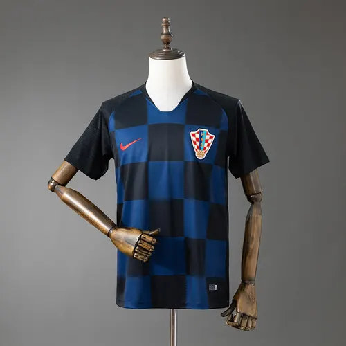 Camisa de Futebol Retro 2018 Croácia Away AAA qualidade fã
