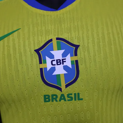 Version joueur Brésil domicile maillot de football 2025 — view 5