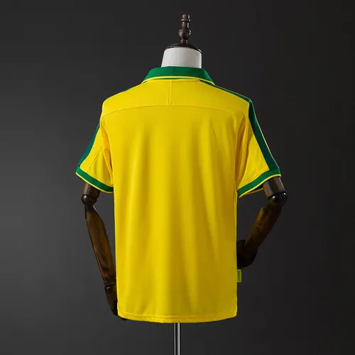 1997 Retro Brazil Home Football Shirt AAA fan-grade — view 2