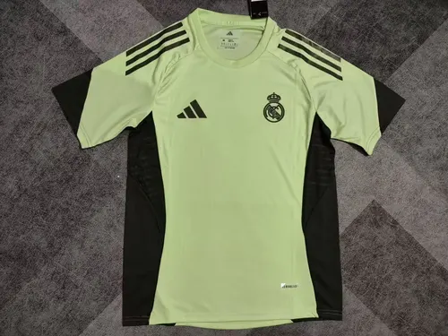 2025/2026 Real Madrid Goalkeeper light green Football Shirt AAA fan-grade