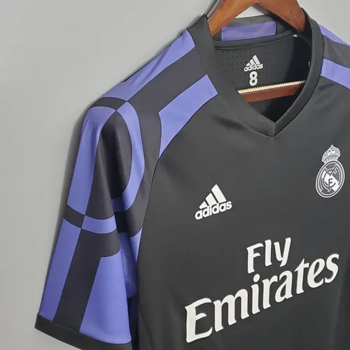 2016/2017 Retro Real Madrid Drittauswärts — view 6