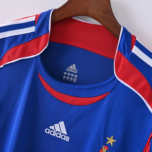 2006 Retro France Home Football Shirt AAA fan-grade — view 3