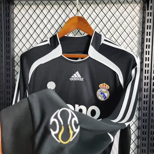 2006/2007 رجعي كم طويل ريال مدريد خارج الأرض — view 8