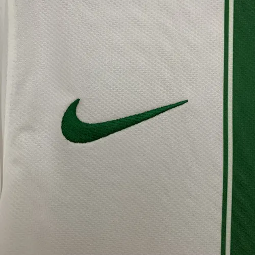2010 Retro Portugal Away Football Shirt AAA fan-grade — view 4