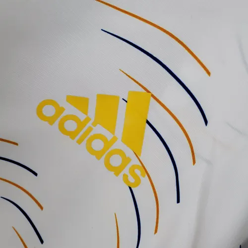 2021/2022 Real Madrid Jersey Windbreaker White(Blue Edge) — view 4