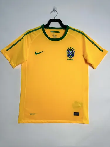 2010 Retro Brazil Home Soccer Jersey AAA fan-grade — view 1