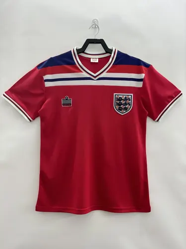 1982 Retro England Away Soccer Jersey AAA fan-grade — view 1