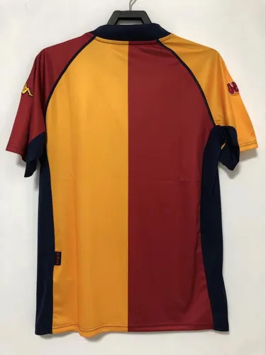 2000-2001 Retro Roma Home Soccer Jersey AAA fan-grade — view 2