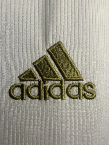 2019/2020 Rétro Real Madrid Domicile Maillot de Football Qualité Thaï — view 5