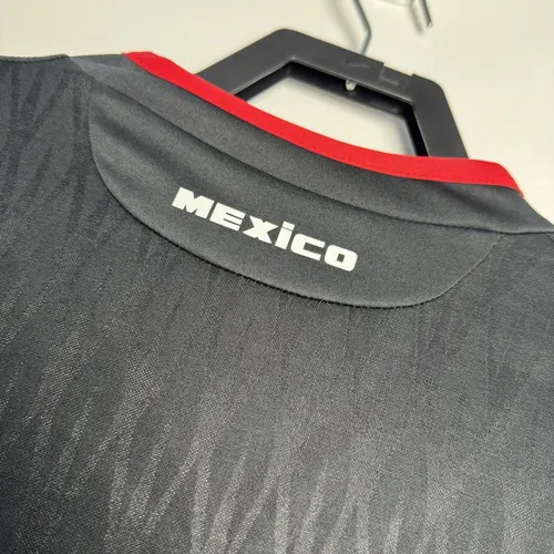 2010 Retro Mexico Away Soccer Jersey AAA fan-grade — view 4