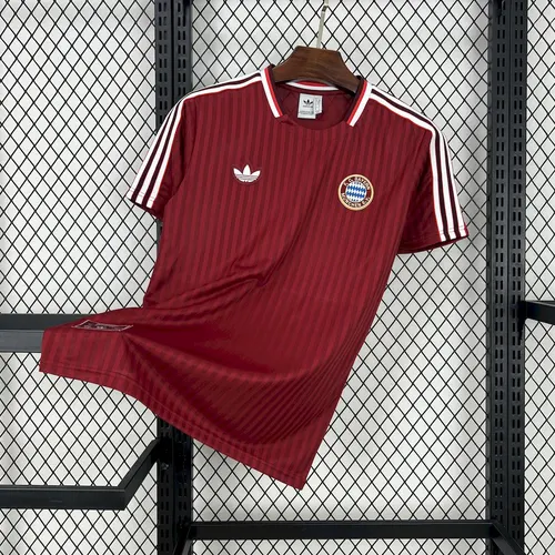 2025/2026 Maillot de football édition spéciale Bayern Munich 01 qualité thaïlandaise