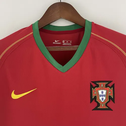 2006 Retro Portugal Home Football Shirt 1:1 Thai Quality — view 3