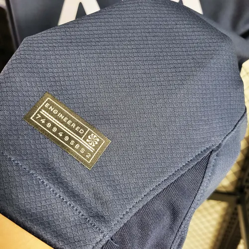 2023/2024 Tottenham Away Football Shirt — view 9
