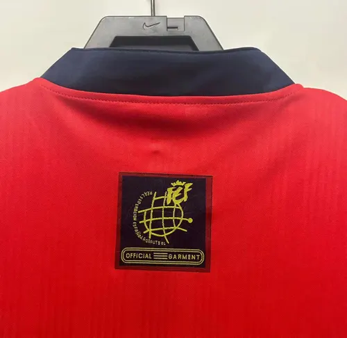 1996 Retro Spain Home Soccer Shirt — view 7