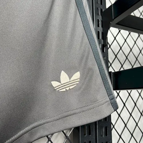 2024/2025 Real Madrid Third Away Shorts — view 4
