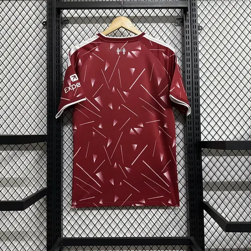 2026/2027 Liverpool Home Soccer Jersey 1:1 Thai Quality — view 2