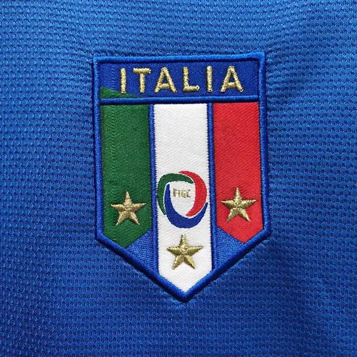 2006 Retro Italy Home Soccer Shirt AAA fan-grade — view 4