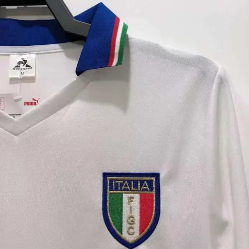 1982 Retro FIFA Italy Away Soccer Shirt AAA fan-grade — view 3
